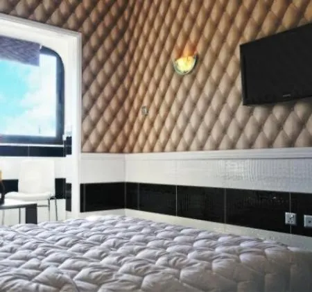 Hotel Vergi 2*