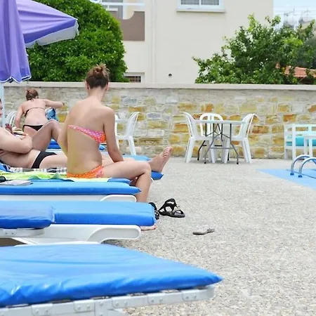 Hotel Vergi 2*